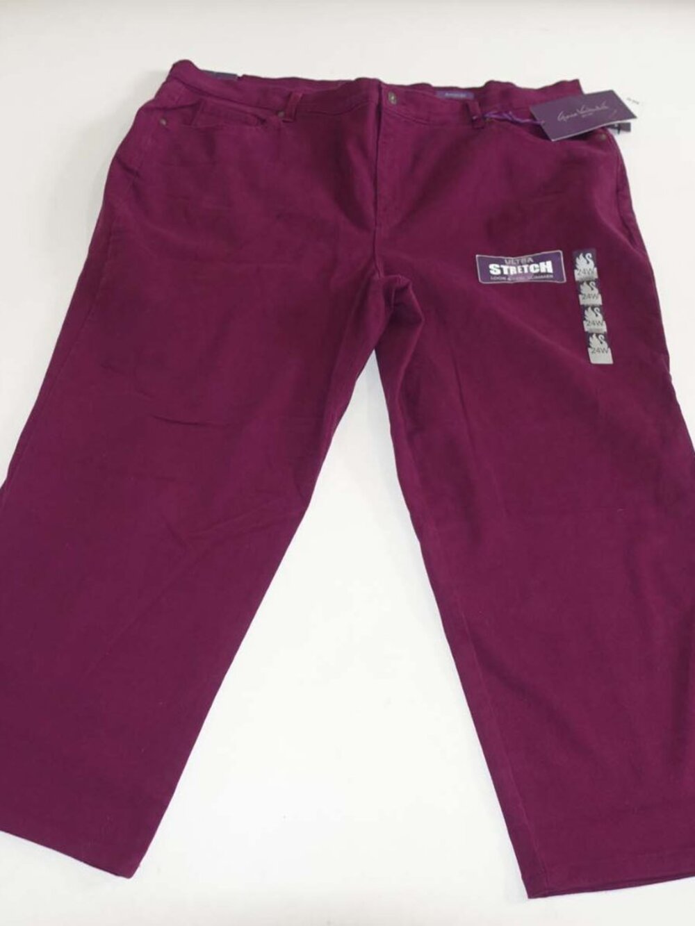 Gloria Vanderbilt Women's Amanda Classic Fit Tapered Jeans 24W NWT 26" Inseam